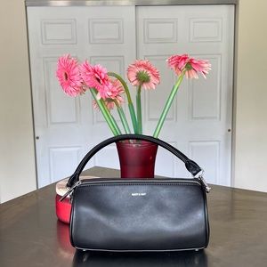 MATT& NAT small duffel satchel in black